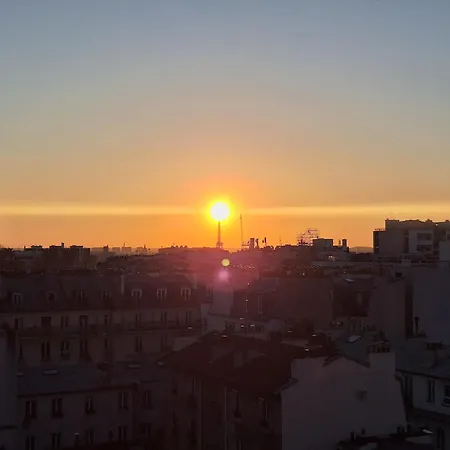 Très Bel Avec Vue Sur La Tour Eiffel, Grande Terrasse, Coucher De Soleil Parisien * Parigi