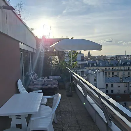 Très Bel Avec Vue Sur La Tour Eiffel, Grande Terrasse, Coucher De Soleil Parisien Appartamento